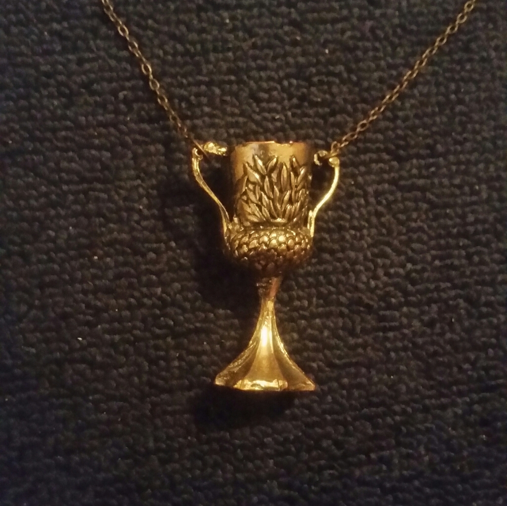 Jewelry - Picture 2 of 2